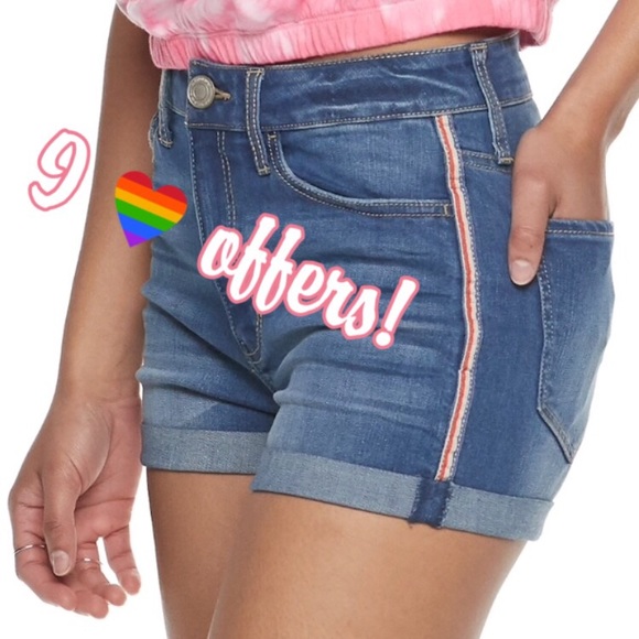 SO Pants - $34 SO Juniors Size 3 Stripe Denim Shortie Shorts